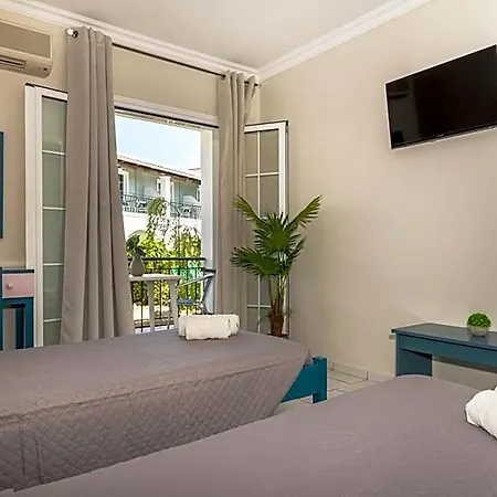Sofia's 2* Kalamaki (Zakynthos)