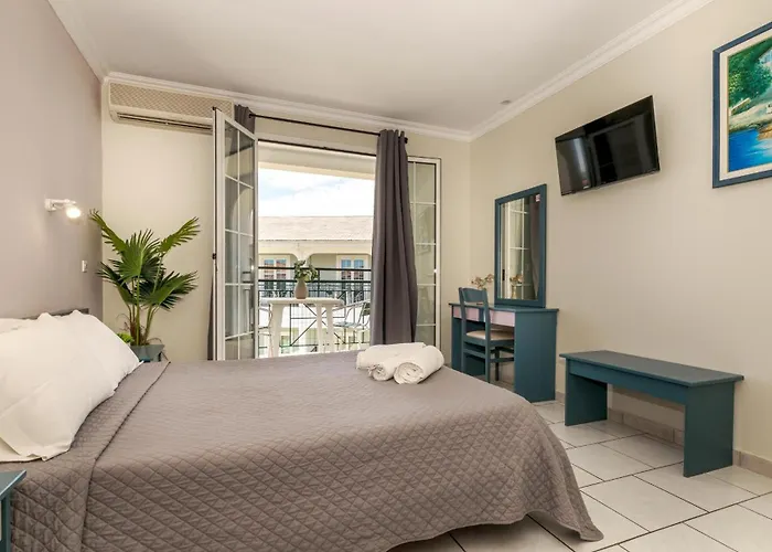 Sofia's Kalamaki (Zakynthos)