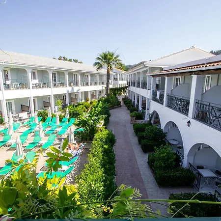 Sofia's 2* Kalamaki (Zakynthos)